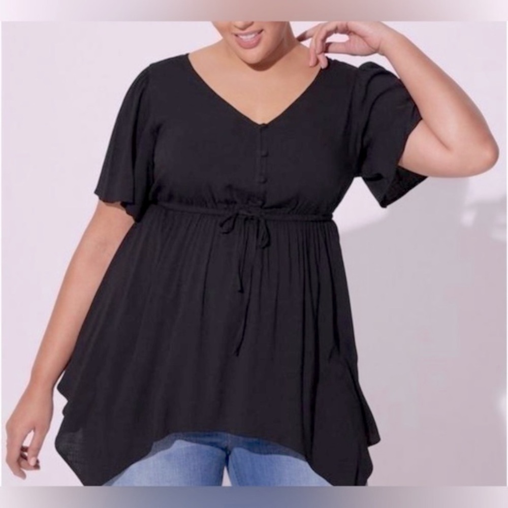 Black V-Neck shark bite Women's Top